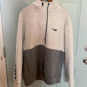 American Eagle Sweatshirt XL